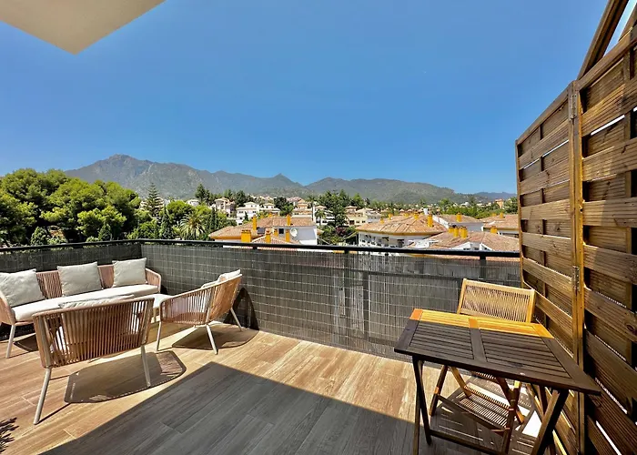 Apartment Oasis Center With Mountain Views - Eaw Homes *